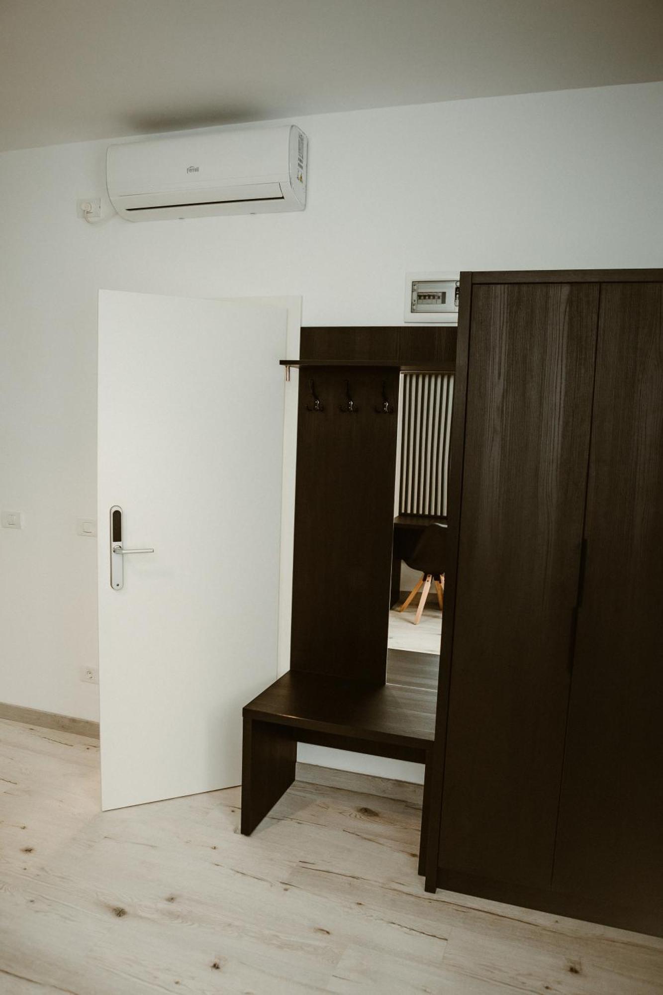 Appartement Arini White House à Sibiu Extérieur photo